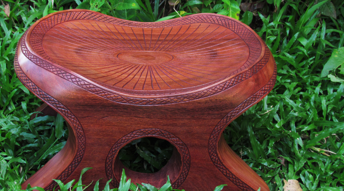 Colombia artesanal: la madera, un recurso para plasmar lo que ... Muebles cedro tallado venta colombia