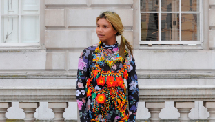 Roxana Panchi y Yina Panchi en la Semana de la Moda, Londres