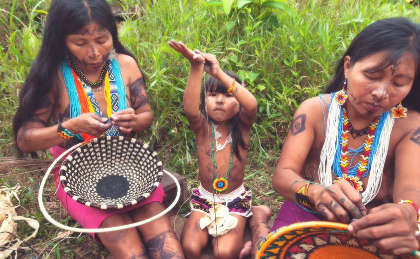 Madre artesana artesanías de colombia