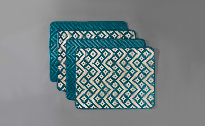 Set de individuales tejidos en paja tetera por las artesanas del taller Manos Creativas