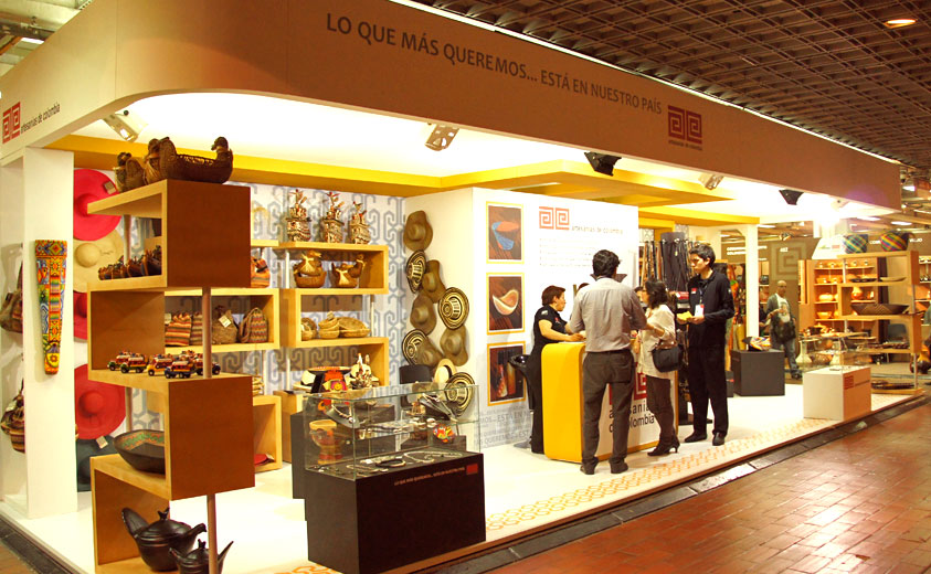 Stand de Artesanías de Colombia en Expoartesanías 2013 Stand de Artesanías de Colombia en Expoartesanías 2013