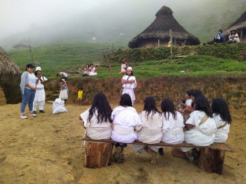 Comunidad Arhuaca Artesanías de Paz