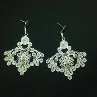 ARETES MOV GRANDES