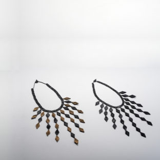 COLLAR MÓDULOS ROMBOS