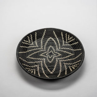 PLATO BLANCO Y NEGRO