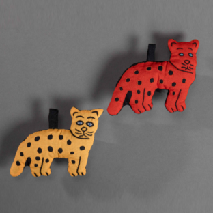 JUEGO LLAVEROS TIGRES X 2 UNIDADES 8CM X 4CM APROXIMADAMENTE