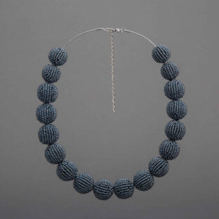 COLLAR ARO CON ESFERAS