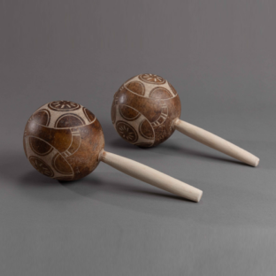 PAR DE MARACAS CÍRCULOS